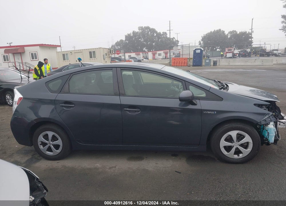 2015 TOYOTA PRIUS TWO VIN: JTDKN3DU3F0455703