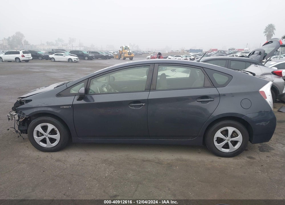 2015 TOYOTA PRIUS TWO VIN: JTDKN3DU3F0455703