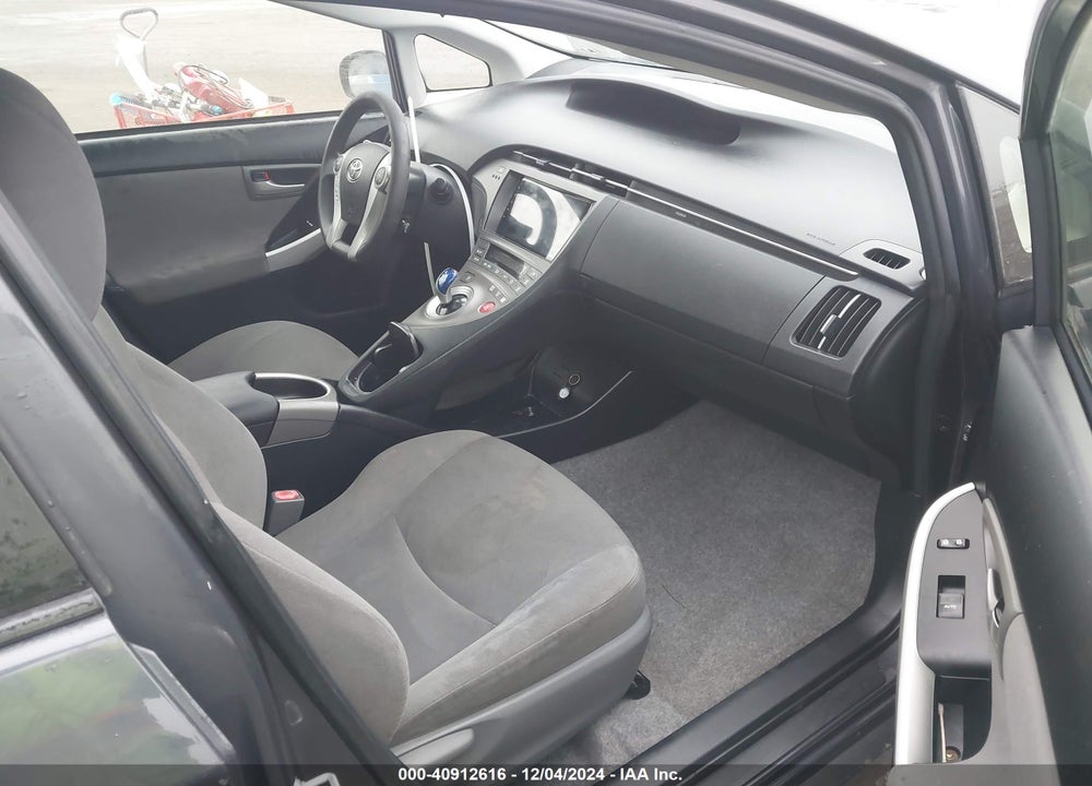 2015 TOYOTA PRIUS TWO VIN: JTDKN3DU3F0455703