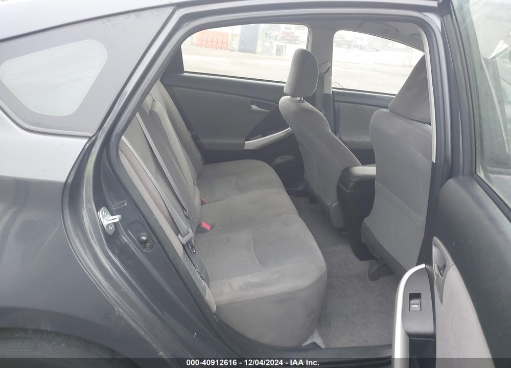 2015 TOYOTA PRIUS TWO VIN: JTDKN3DU3F0455703