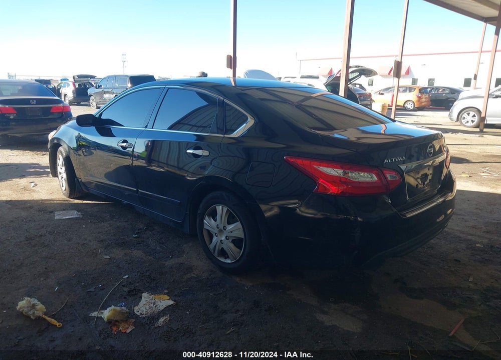 2017 NISSAN ALTIMA VIN: 1N4AL3AP6HN325426