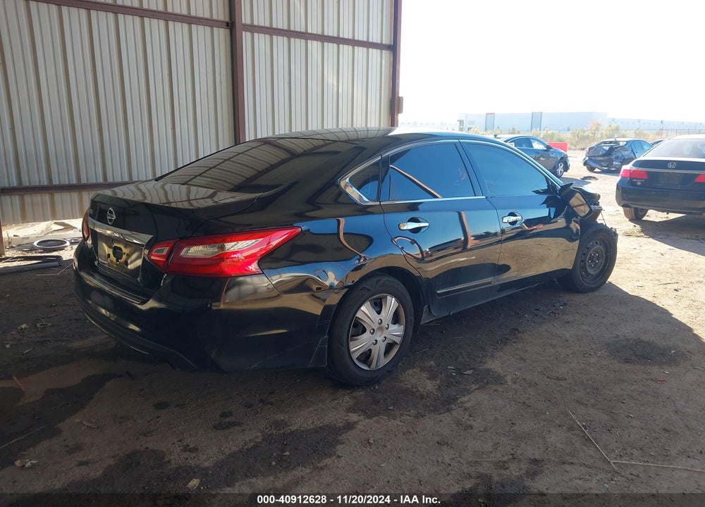 2017 NISSAN ALTIMA VIN: 1N4AL3AP6HN325426