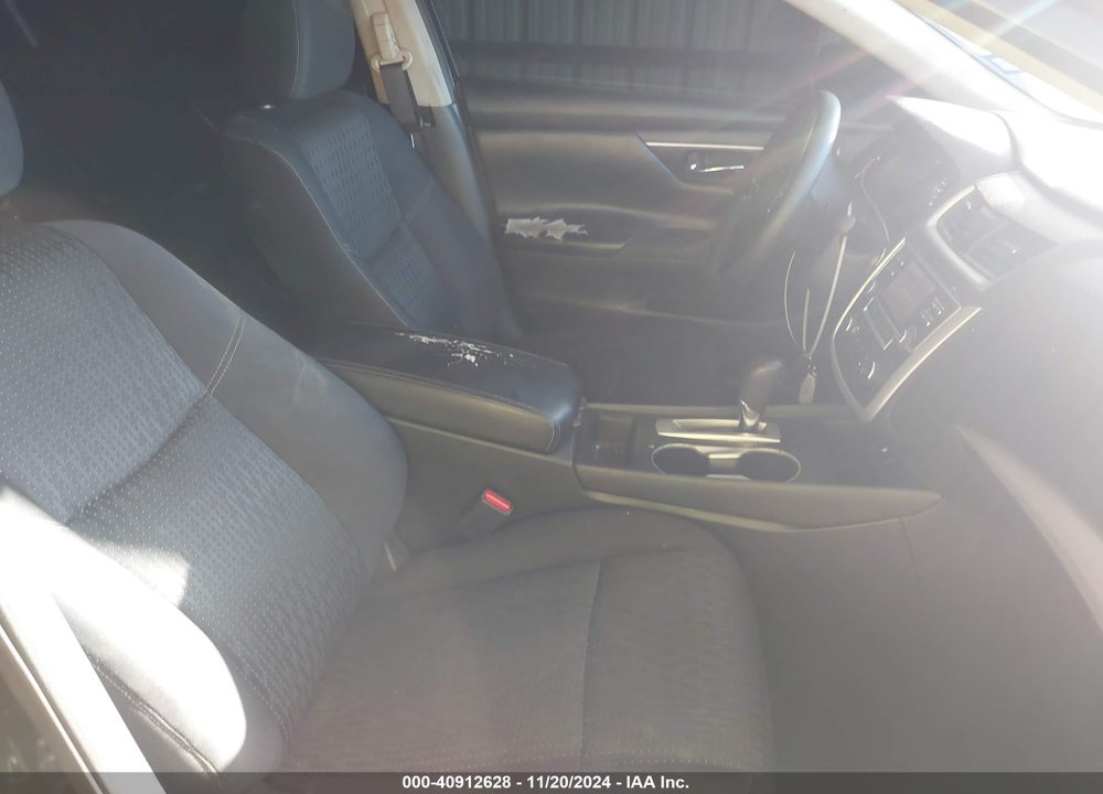 2017 NISSAN ALTIMA VIN: 1N4AL3AP6HN325426