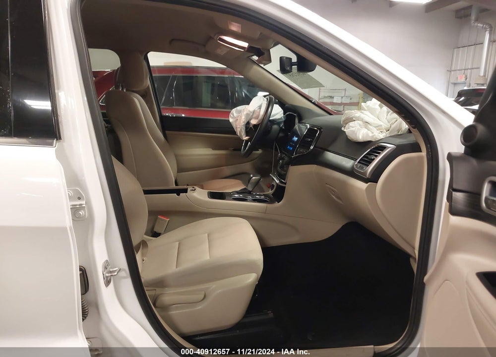 2022 JEEP GRAND CHEROKEE WK LAREDO E 4X4 VIN: 1C4RJFAG0NC162574