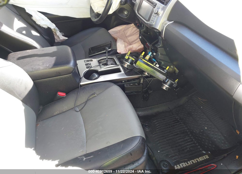 2018 TOYOTA 4RUNNER SR5 PREMIUM VIN: JTEBU5JR1J5512888