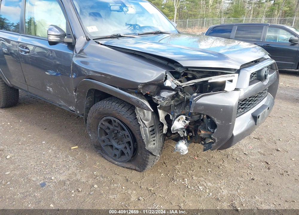 2018 TOYOTA 4RUNNER SR5 PREMIUM VIN: JTEBU5JR1J5512888