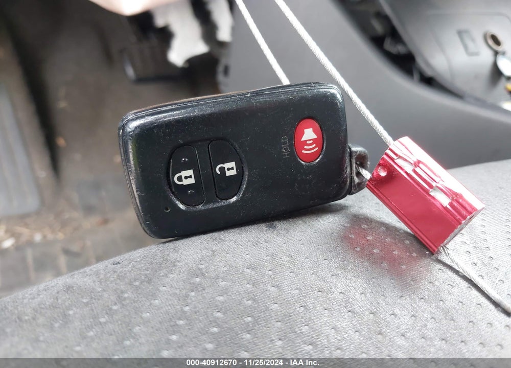 2010 TOYOTA PRIUS II VIN: JTDKN3DU2A0033222