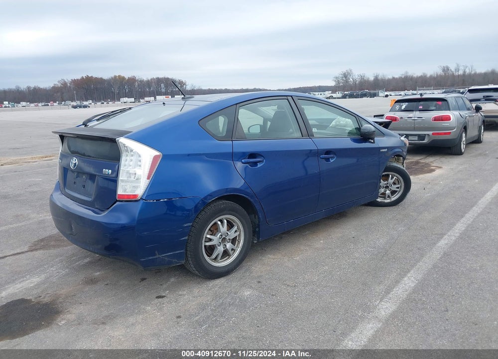 2010 TOYOTA PRIUS II VIN: JTDKN3DU2A0033222