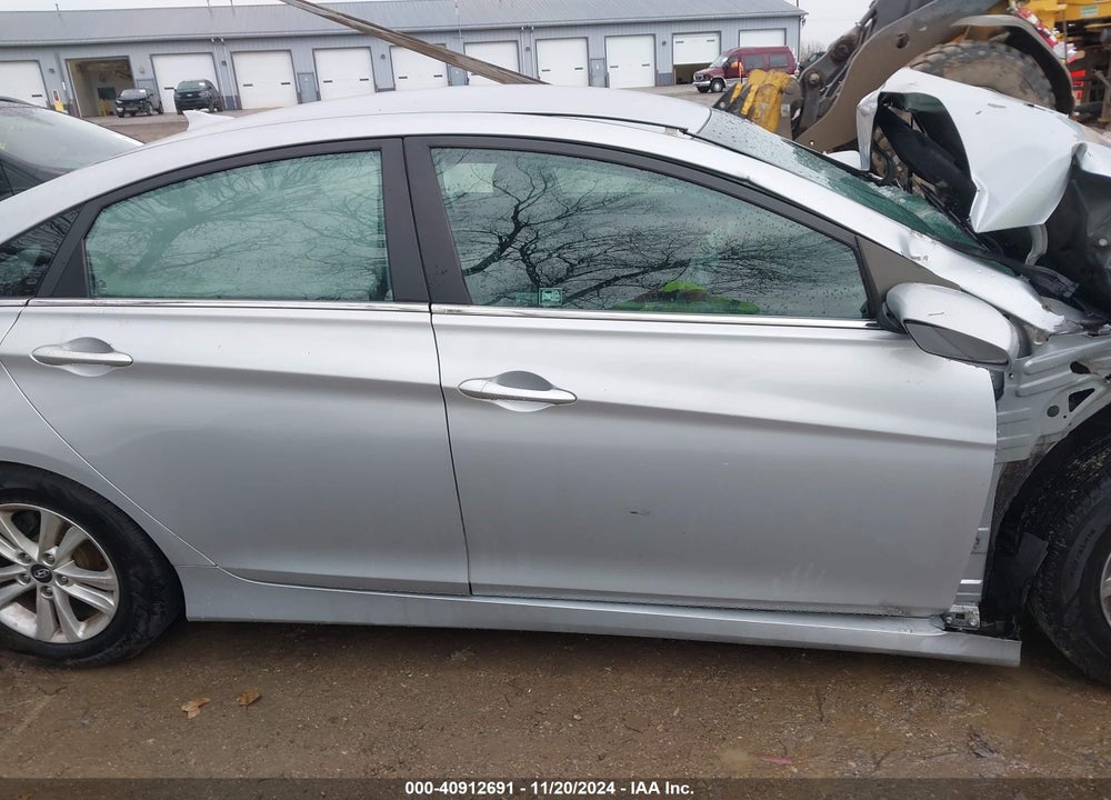 2014 HYUNDAI SONATA VIN: 5NPEB4AC2EH909528