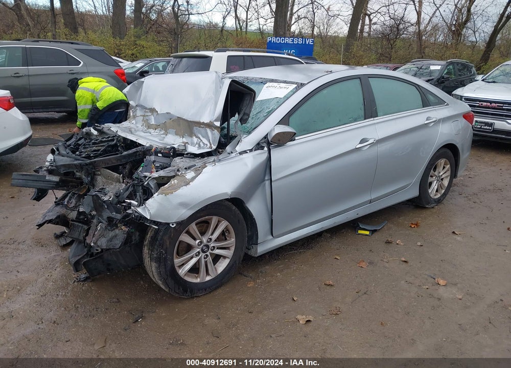 2014 HYUNDAI SONATA VIN: 5NPEB4AC2EH909528