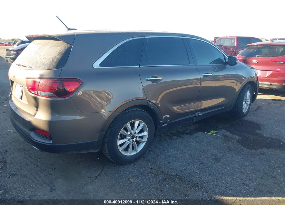 2019 KIA SORENTO 3.3L LX VIN: 5XYPG4A50KG481277