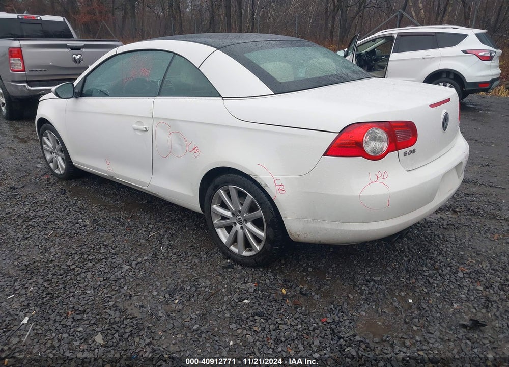2011 VOLKSWAGEN EOS KOMFORT VIN: WVWBA7AH1BV001215