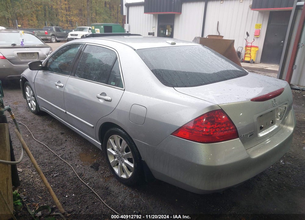 2007 HONDA ACCORD 3.0 EX VIN: 1HGCM66587A104426
