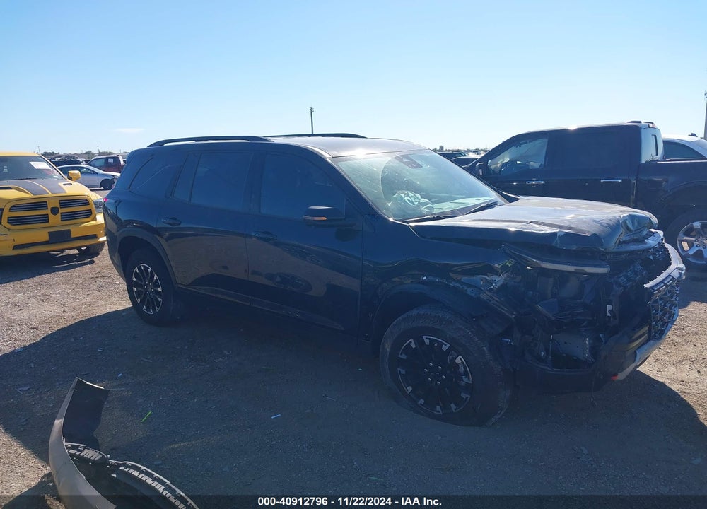 2024 CHEVROLET TRAVERSE AWD Z71 VIN: 1GNEVJKSXRJ189699