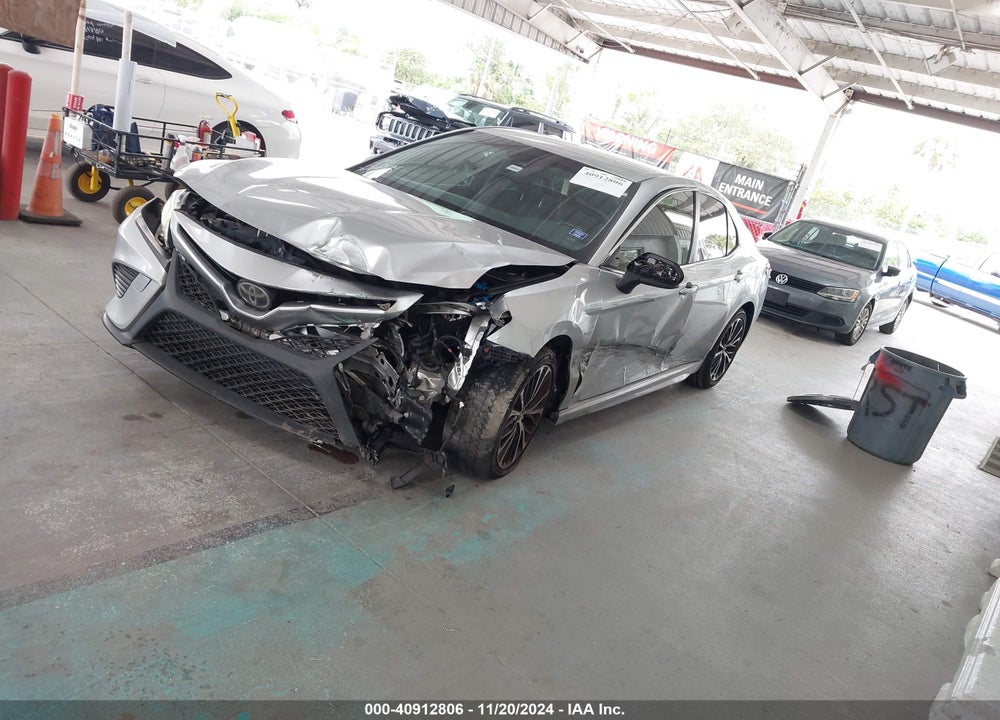 2018 TOYOTA CAMRY SE VIN: JTNB11HKXJ3028465