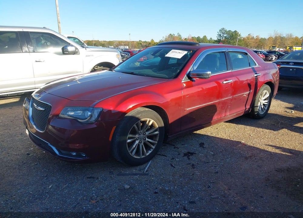 2018 CHRYSLER 300 TOURING L VIN: 2C3CCAAG2JH137349