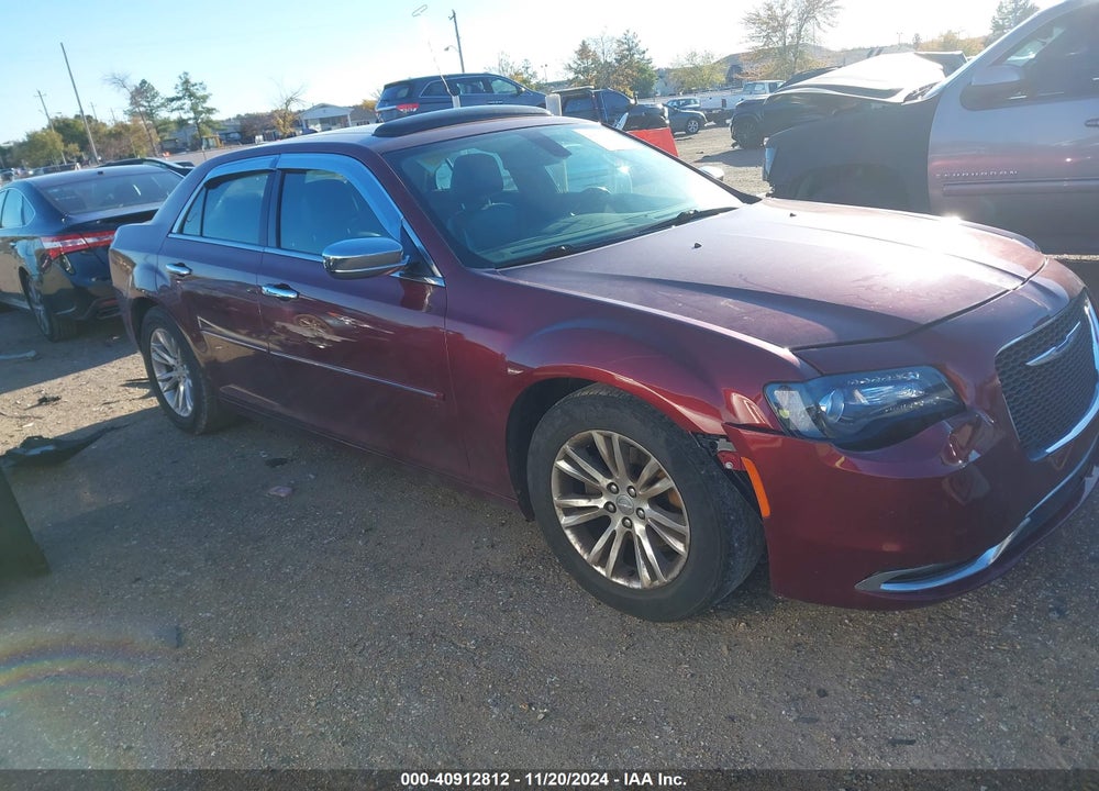 2018 CHRYSLER 300 TOURING L VIN: 2C3CCAAG2JH137349