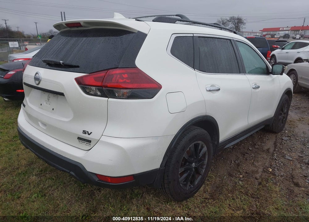2018 NISSAN ROGUE SV VIN: 5N1AT2MT2JC719581