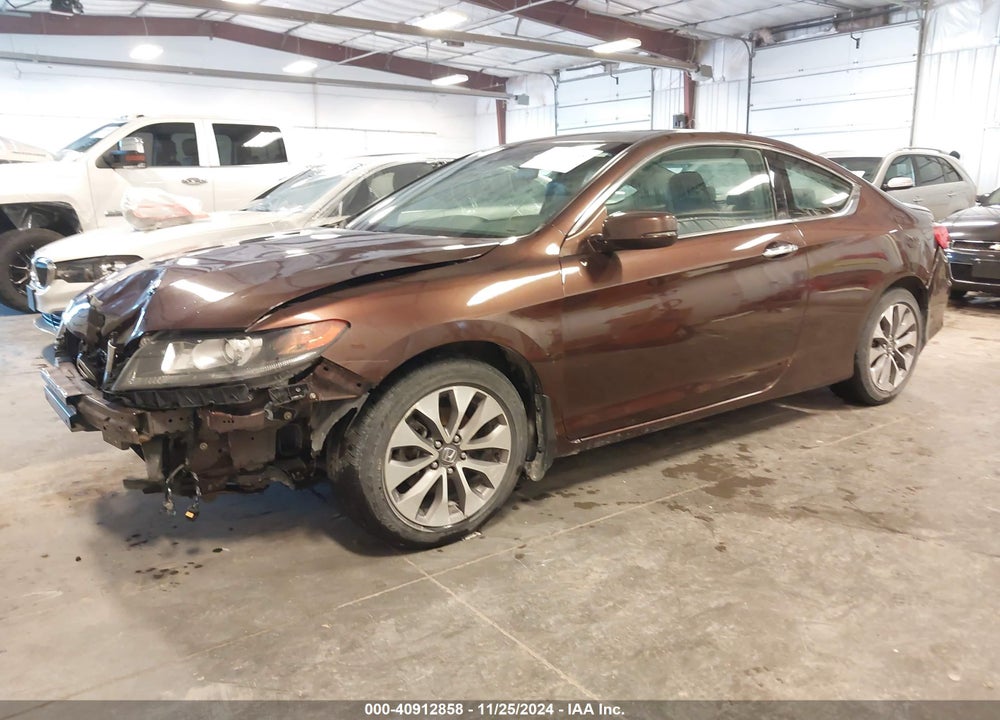 2013 HONDA ACCORD EX-L VIN: 1HGCT1B83DA017082