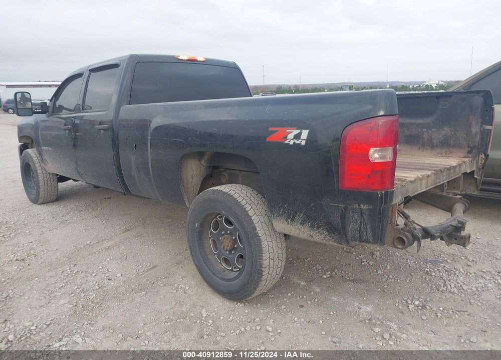 2008 CHEVROLET SILVERADO 3500HD VIN: 1GCHK336X8F223217