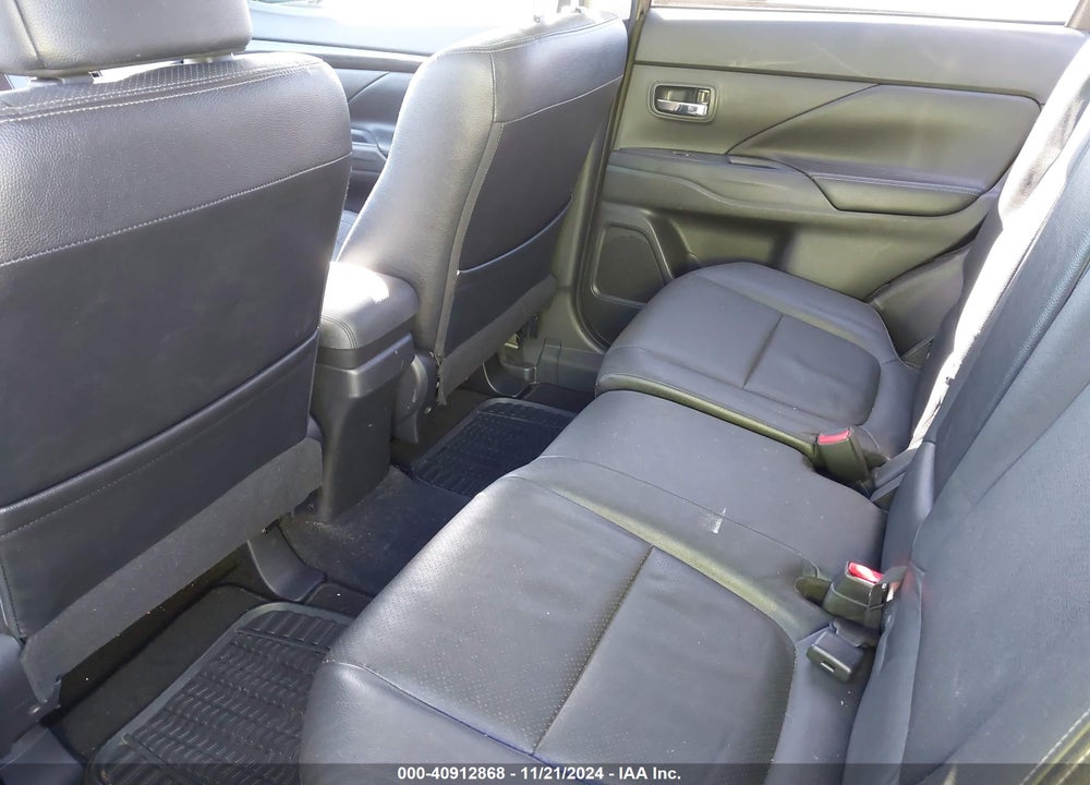 2017 MITSUBISHI OUTLANDER SEL VIN: JA4AZ3A38HZ037822
