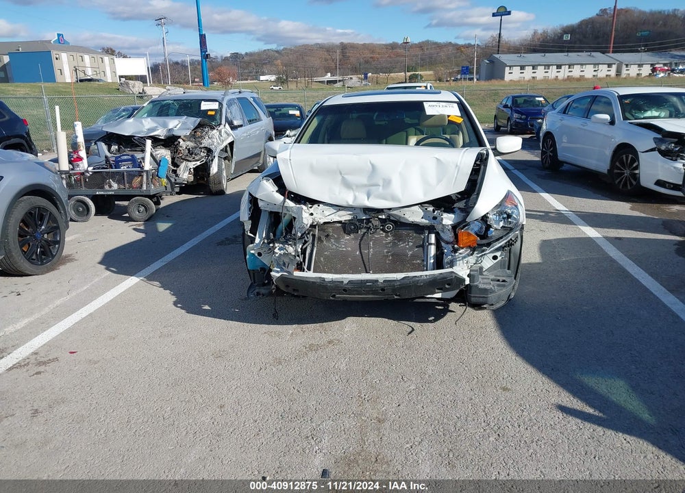 2012 HONDA ACCORD VIN: 1HGCP3F86CA007638