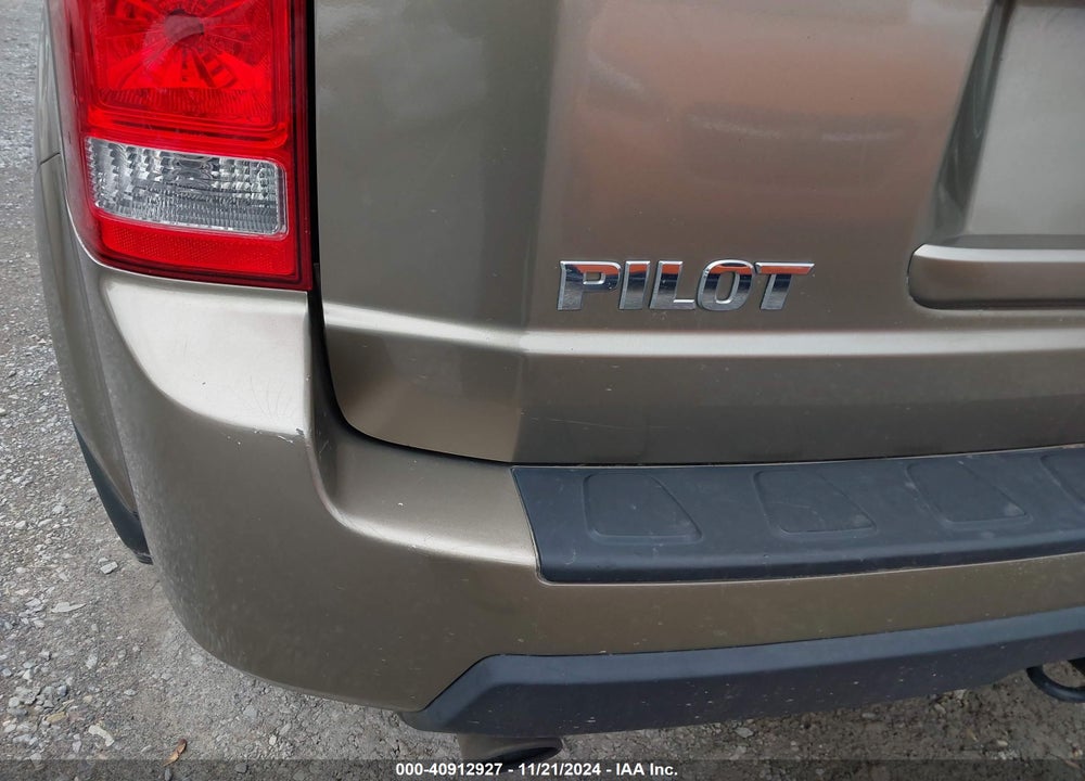 2009 HONDA PILOT EX-L VIN: 5FNYF48509B040182