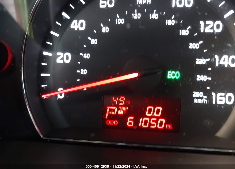2014 KIA SORENTO LX V6 VIN: 5XYKT4A76EG445427