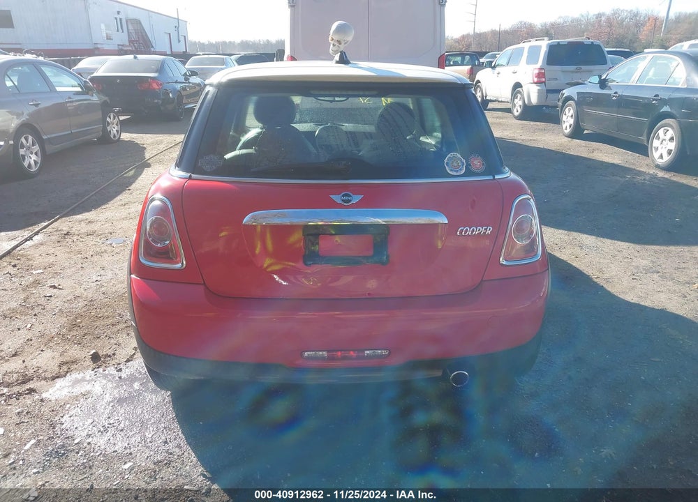 2012 MINI COOPER VIN: WMWSU3C51CT259876
