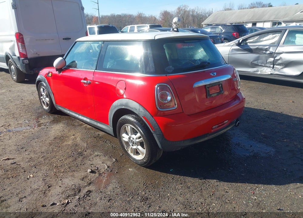 2012 MINI COOPER VIN: WMWSU3C51CT259876