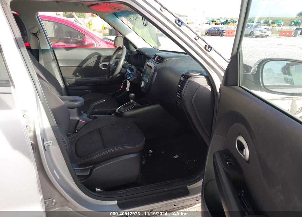 2018 KIA SOUL VIN: KNDJN2A21J7586041