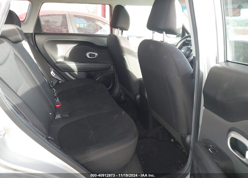 2018 KIA SOUL VIN: KNDJN2A21J7586041
