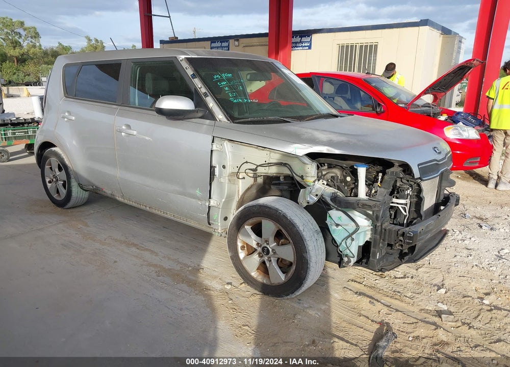 2018 KIA SOUL VIN: KNDJN2A21J7586041