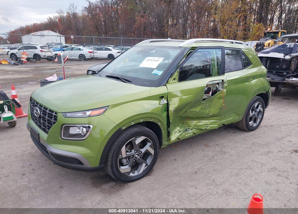 2024 HYUNDAI VENUE SEL VIN: KMHRC8A32RU322579