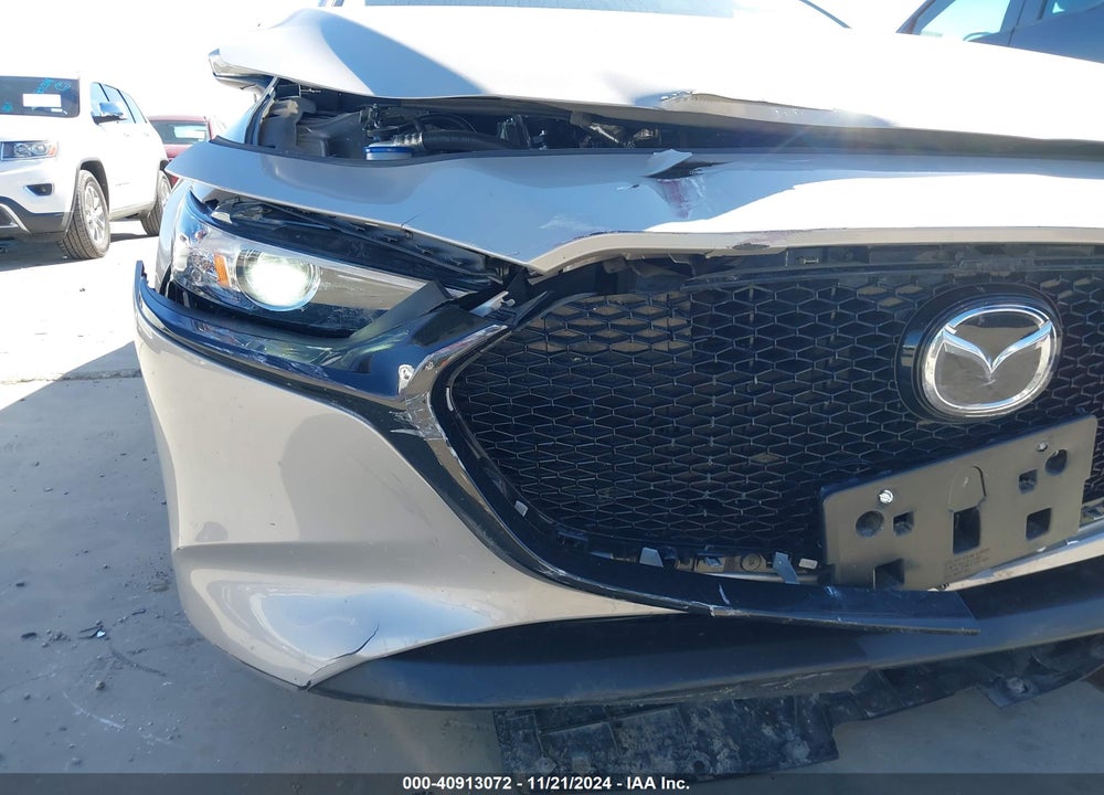 2024 MAZDA 3 2.5 S PREFERRED VIN: JM1BPALM9R1711938