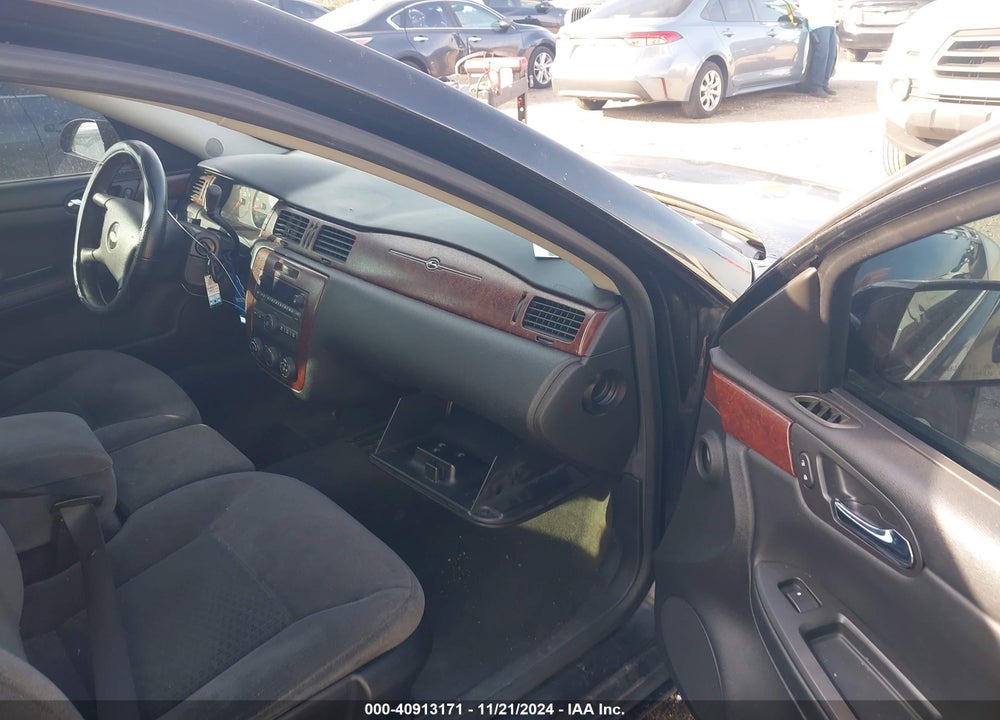2008 CHEVROLET IMPALA LS VIN: 2G1WB58K489117517
