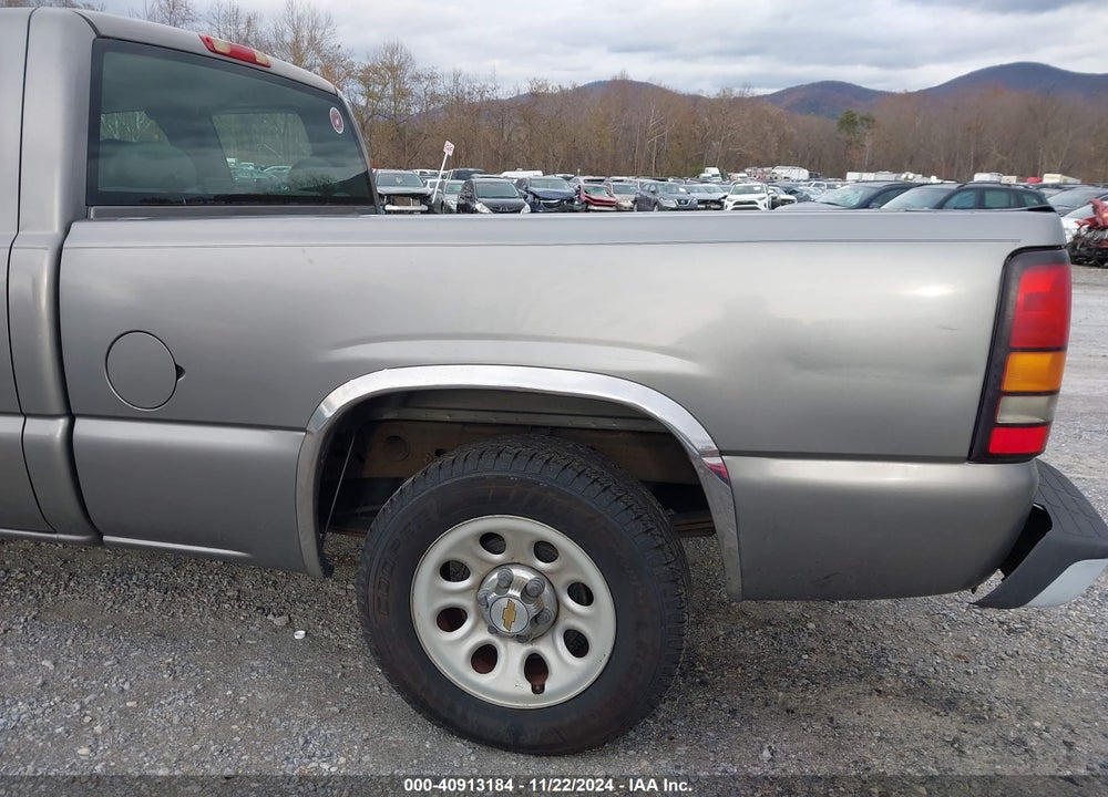 2006 GMC SIERRA 1500 WORK TRUCK VIN: 1GTEC19V36Z279353