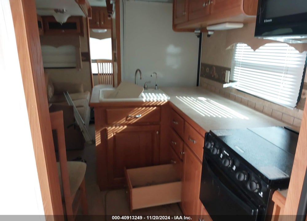 2006 COLORADO 5TH WHEEL VIN: 47CFCRS2X6C652733