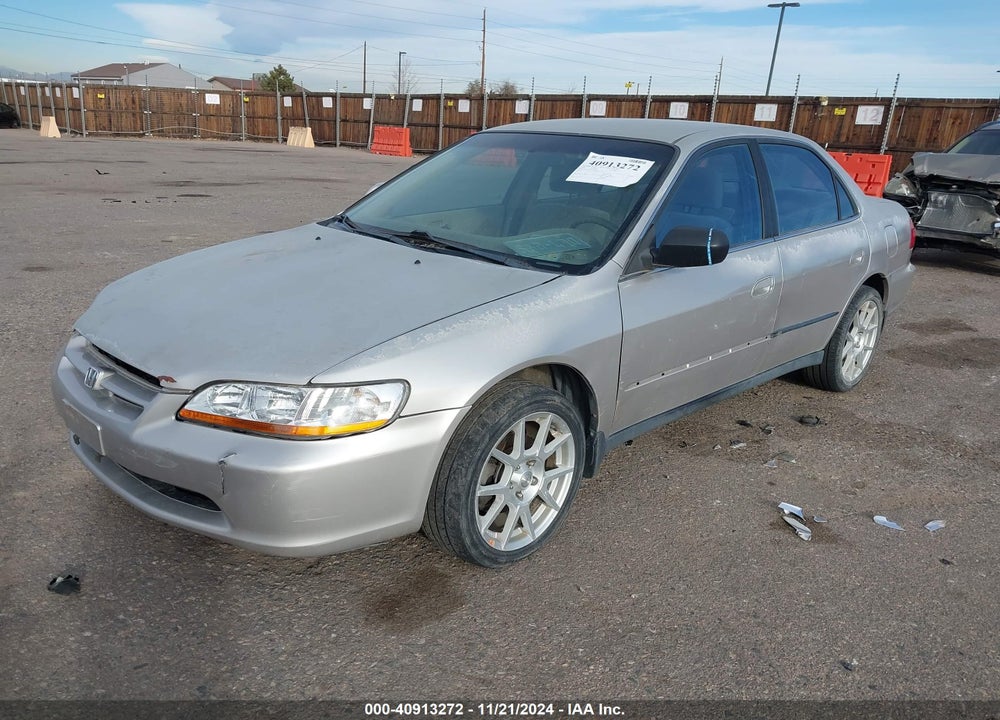 1999 HONDA ACCORD LX V6 VIN: 1HGCG1645XA026804