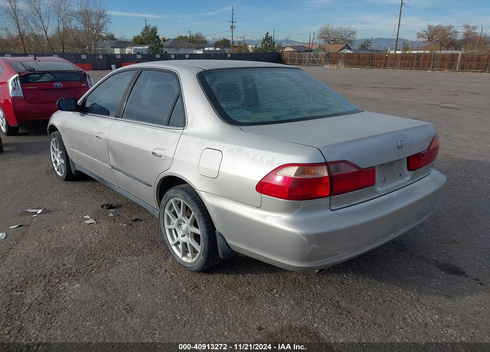 1999 HONDA ACCORD LX V6 VIN: 1HGCG1645XA026804