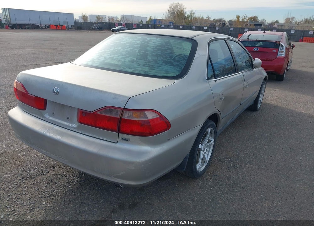 1999 HONDA ACCORD LX V6 VIN: 1HGCG1645XA026804