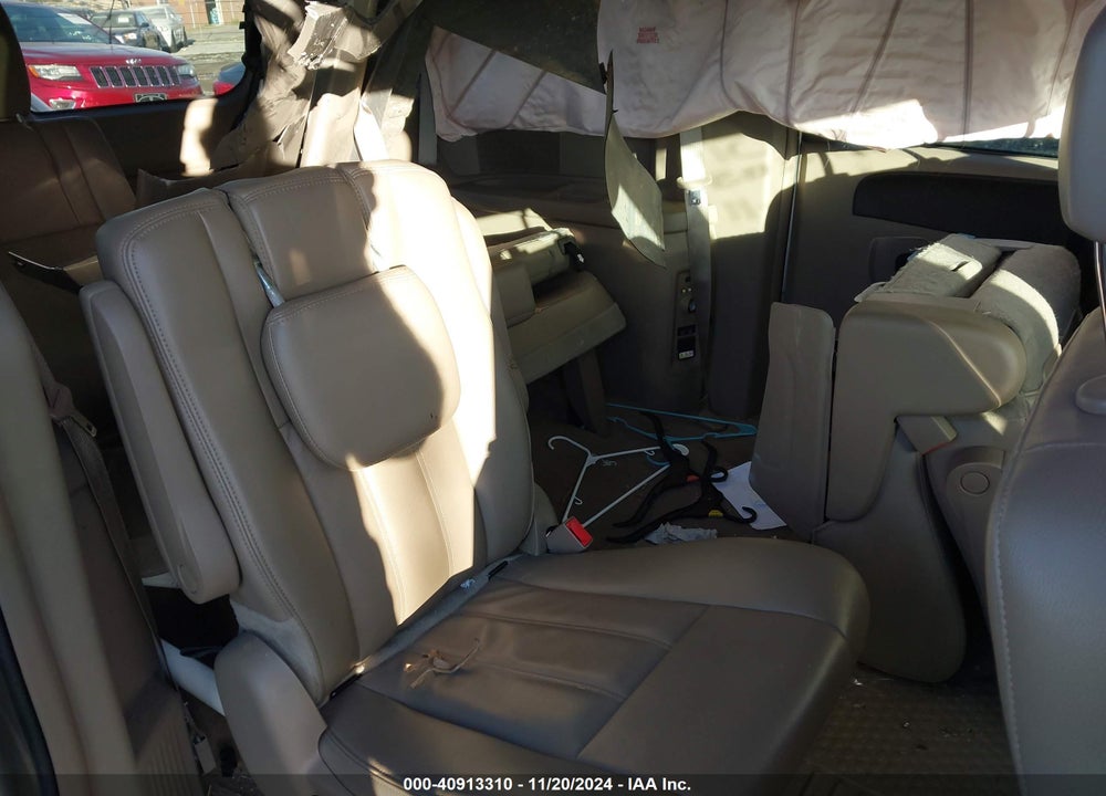 2014 CHRYSLER TOWN & COUNTRY TOURING VIN: 2C4RC1BG1ER439462