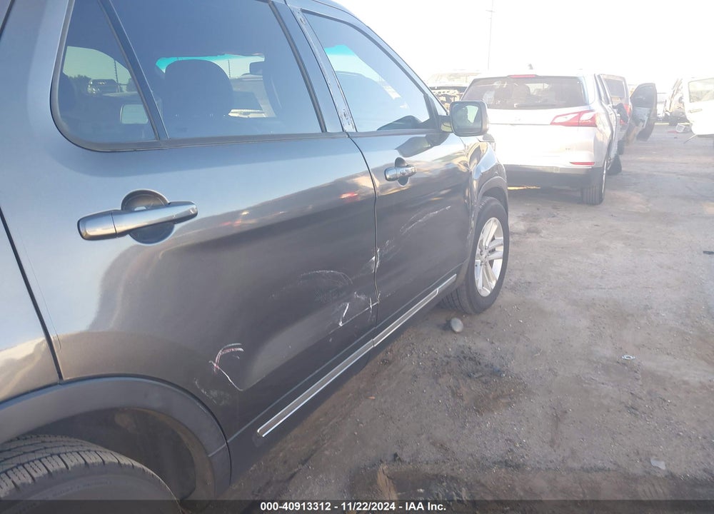 2017 FORD EXPLORER XLT VIN: 1FM5K7D89HGA68711