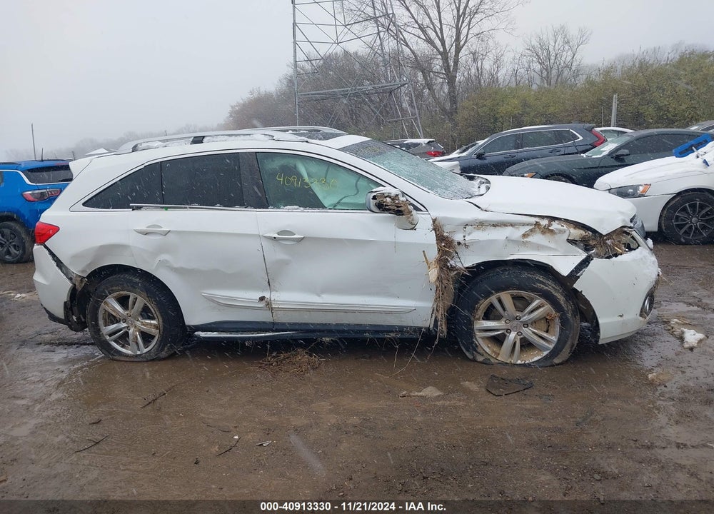 2013 ACURA RDX VIN: 5J8TB3H57DL010894