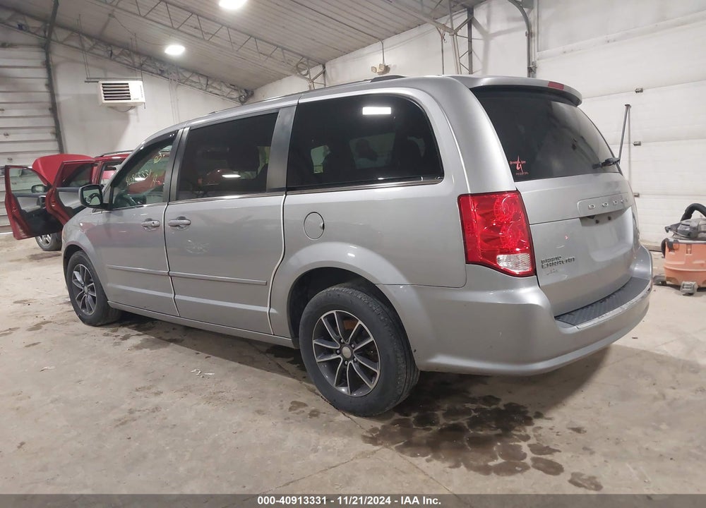 2017 DODGE GRAND CARAVAN VIN: 2C4RDGCG1HR733561