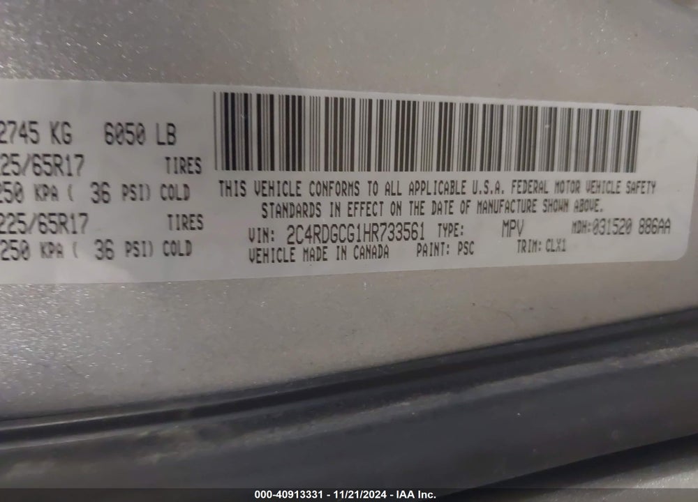 2017 DODGE GRAND CARAVAN VIN: 2C4RDGCG1HR733561