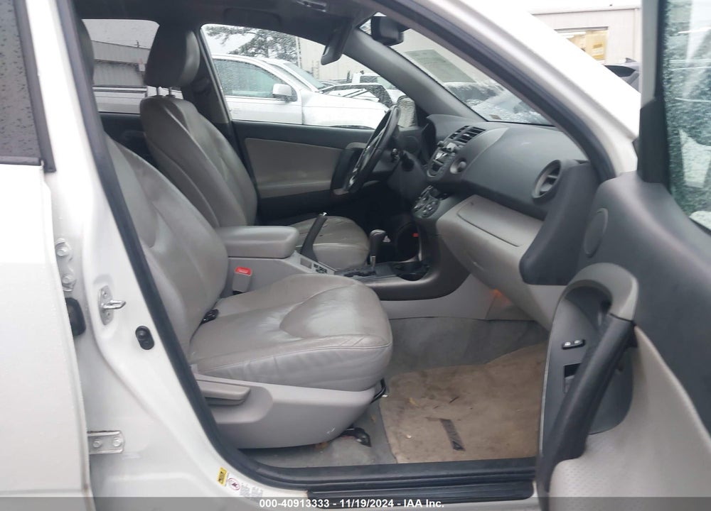 2011 TOYOTA RAV4 LIMITED VIN: 2T3DK4DV8BW039751