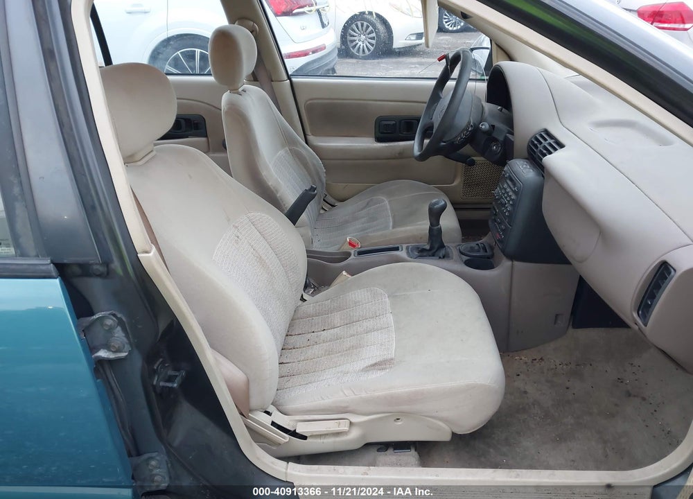 1995 SATURN SL1 VIN: 1G8ZG5285SZ395482