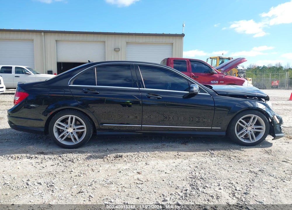 2012 MERCEDES-BENZ C 300 LUXURY 4MATIC/SPORT 4MATIC VIN: WDDGF8BB3CA621585