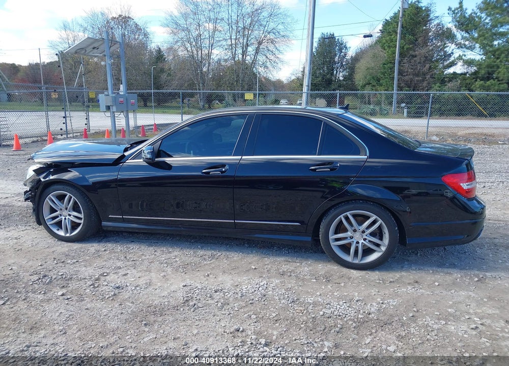 2012 MERCEDES-BENZ C 300 LUXURY 4MATIC/SPORT 4MATIC VIN: WDDGF8BB3CA621585